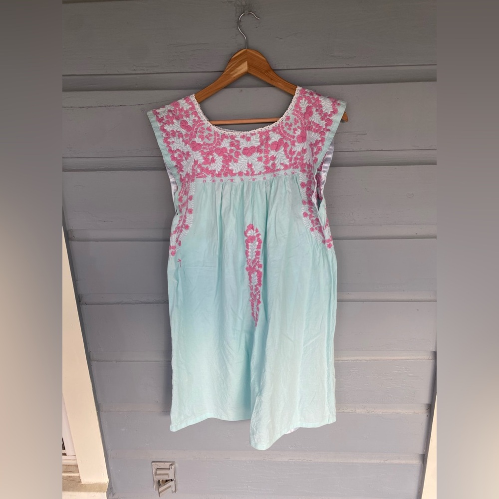 Mi Golondrina Embroidered tunic/Dress Sz Medium